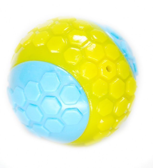Игрушка д/собак Мяч резиновый двухцветный с пищалкой и погремушкой 6,5 см